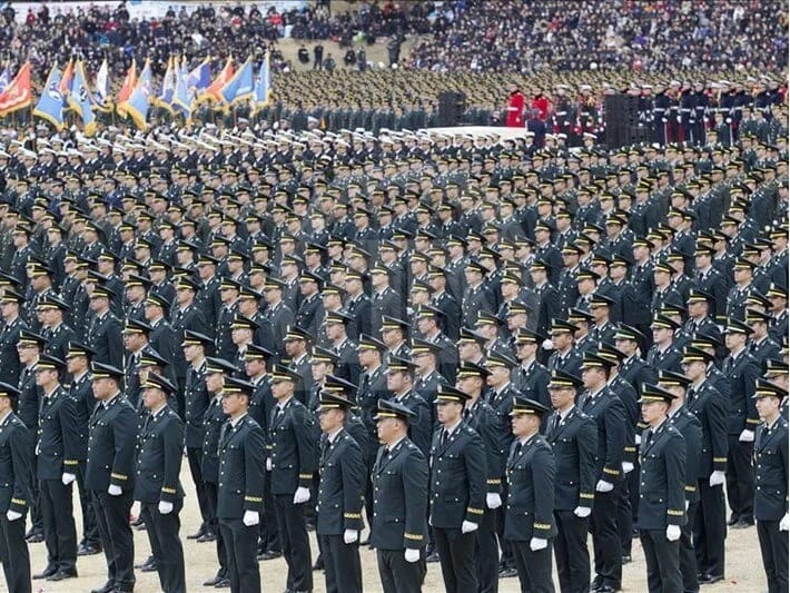 Hərbi xidmətdən yayınmaq üçün kökəldi və həbs cəzasına məhkum edildi