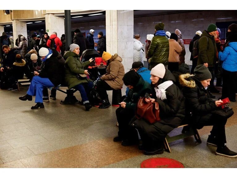 Ukraynalılar sığınacaqlara qaçdılar: Rusiyadan böyük hücum, Kiyevdən təcili elektrik enerjisi qərarı