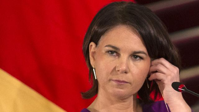 Almaniyalı nazir Çinə səfəri öncəsi Pekini tənqid edib