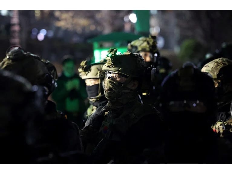 Cənubi Koreyada altı saatlıq xaos