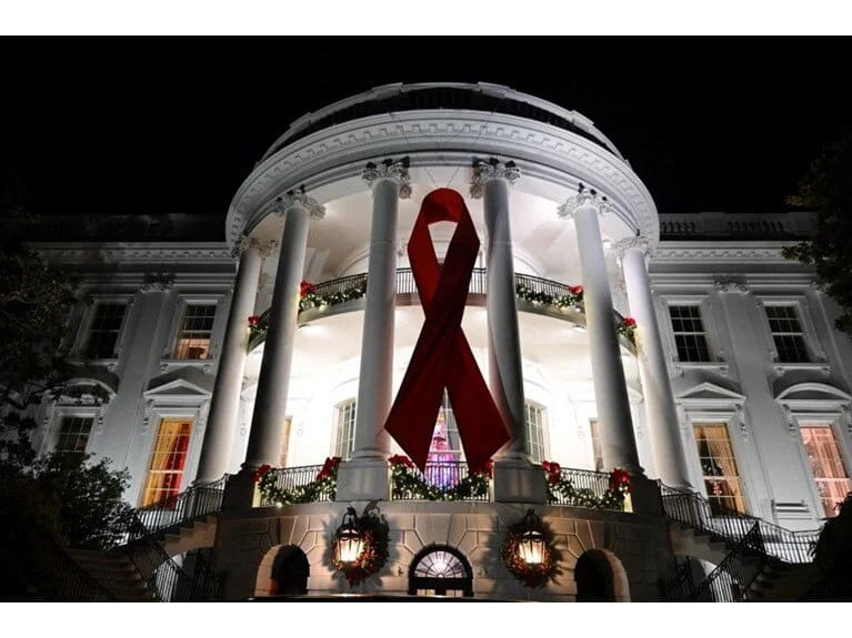 Hər il 42,7 min insan ölür, 1 milyon uşaq isə QİÇS-ə yoluxur