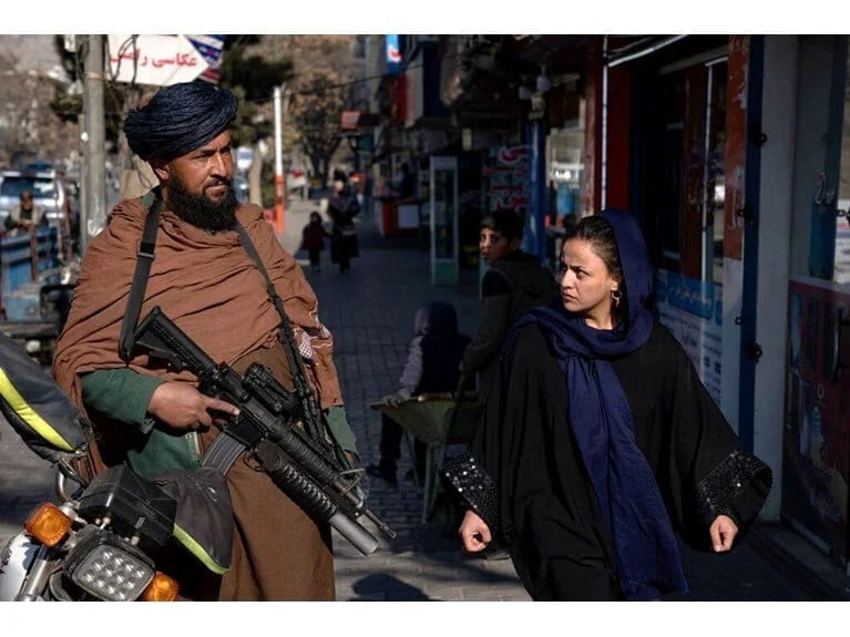 Talibandan maraqlı qadağa: Qadınlar mamalıq təhsili ala bilməyəcəklər!