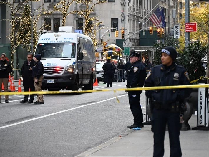 ABŞ-da nəhəng sığorta şirkətinin baş direktoru silahlı hücumda öldürülüb