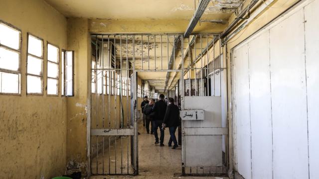 Sednaya həbsxanasında sistematik işgəncə və qətllərin üstü açıldı