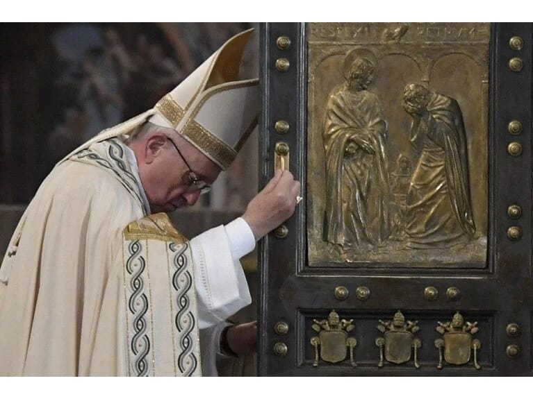 25 ildən sonra ilk dəfə Papa Fransisk beş müqəddəs qapını açacaq