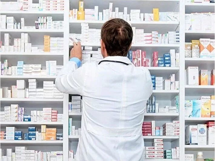 İngiltərədə yeni narkotik qadağaları gündəmi zəbt edir