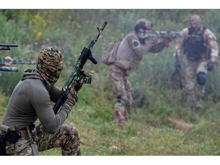 Şimali Koreya əsgərlərindən dost atəşi: Rusiyanın 8 əsgərini itirməsinə səbəb olan səhv!