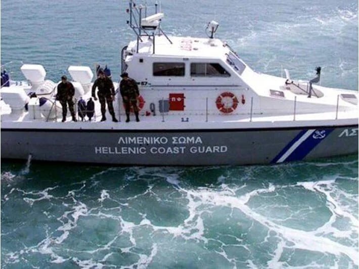 Kritdə immiqrantları daşıyan qayıq batıb: 5 ölü