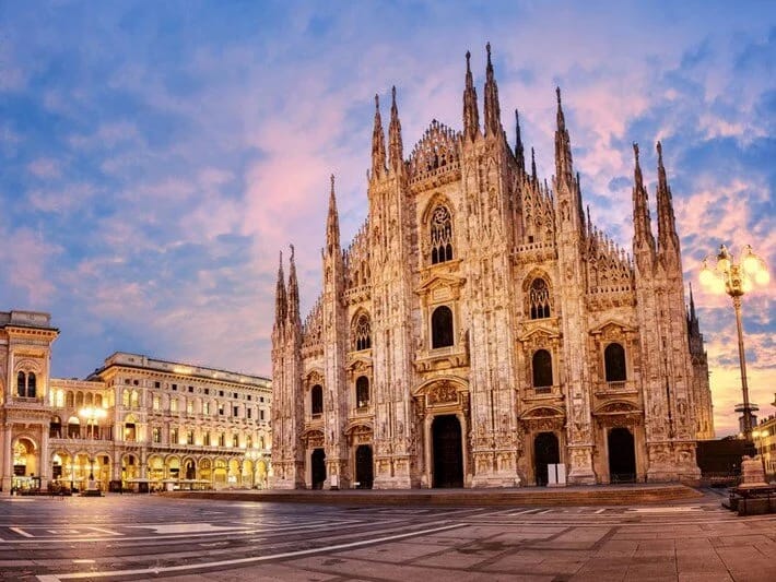 Milanda küçələrdə siqaret çəkmək qadağan olunacaq