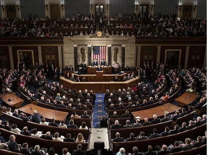 ABŞ Konqresində büdcə böhranı: Respublikaçılar və Demokratlar razılığa gələ bilmədilər