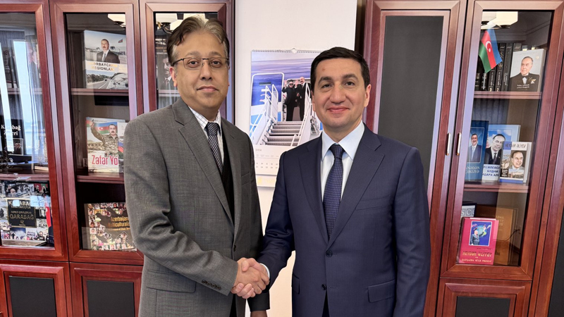Hikmət Hacıyev Pakistan səfirini qəbul etdi