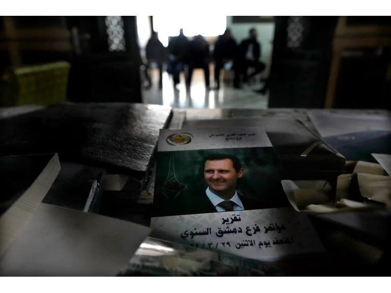 Suriyada rejim qorxusu: Şifrəli dil inkişaf etdirdilər! 