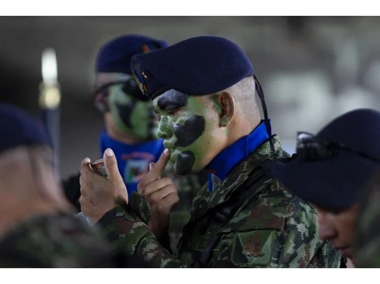 Bütün dünyaya əsgər ixrac edirlər! “Biz futbolçu kimiyik”