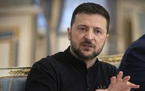 Zelenski Tramp və Putinlə danışıqlar masasına oturmaqdan imtina etdi