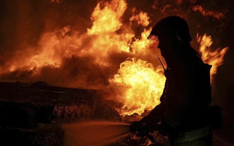 Kubada sursat anbarında partlayışlar baş verib, 13 hərbçi itkin düşüb