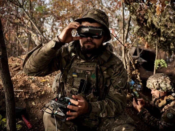 İngiltərə Ukraynaya 30 min dron tədarük edəcək