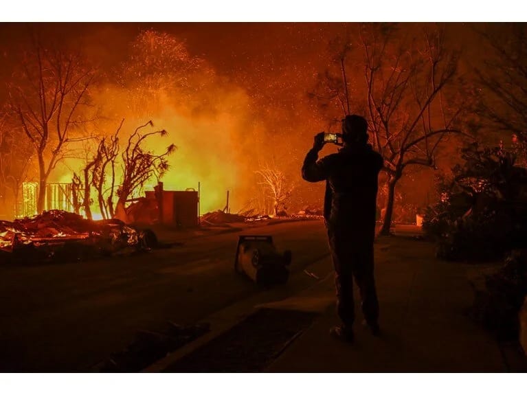 Yanğın fəlakəti sığorta böhranına səbəb oldu