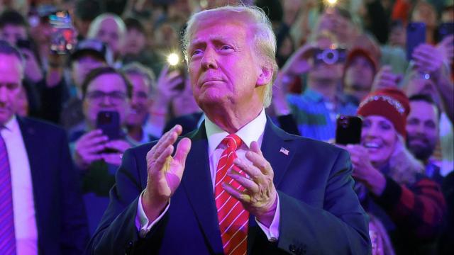 Tramp Kennedinin qətli ilə bağlı sənədləri ictimaiyyətə təqdim edəcək