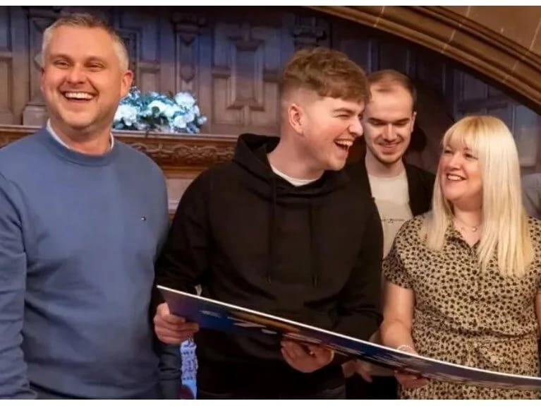 Böyük mükafat 20 yaşlı təcrübəçiyə verildi: Mən hələ də işə davam edəcəyəm