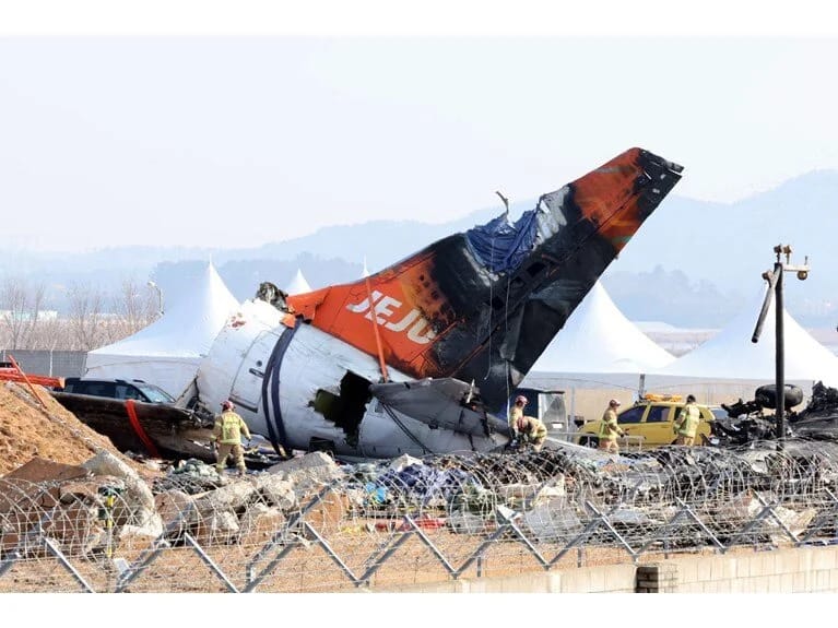 Cənubi Koreyada 179 nəfərin həyatına son qoyan divar hava limanından götürüləcək