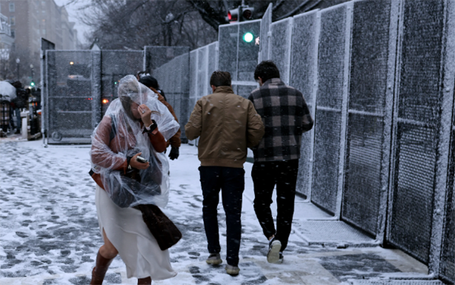 ABŞ-də soyuq havaya görə 10 nəfər öldü - Minlərlə reys təxirə salındı