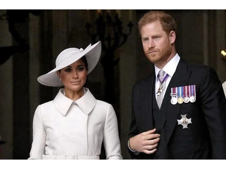 Şahzadə Harrinin altı illik qanuni mübarizəsi: Məşhur qəzet üzr istədi!