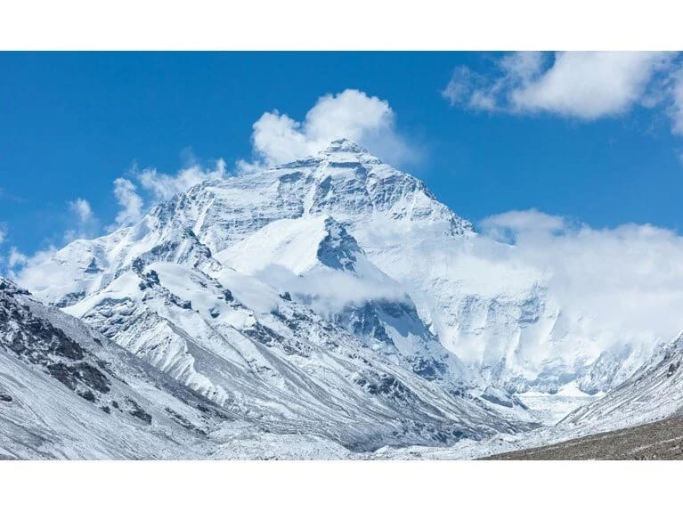 Sirli yeraltı dağlar: Everesti cırtdan edən nəhəng strukturlar kəşf edilib