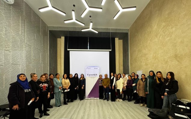 Fermer qadınlara bazar araşdırması və əlavə dəyər yaradan məhsullar üzrə təlim keçirildi