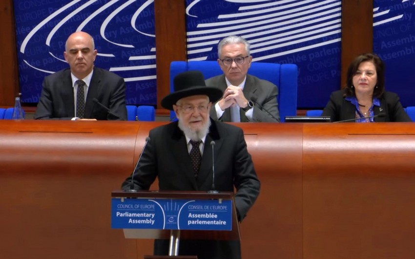 İsrailin keçmiş baş ravvini: Holokost zamanı 55 mindən çox yəhudi Azərbaycana sığınıb