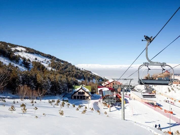 TikTok fenomeninin paylaşılması xizək kurortunda xaosa səbəb oldu