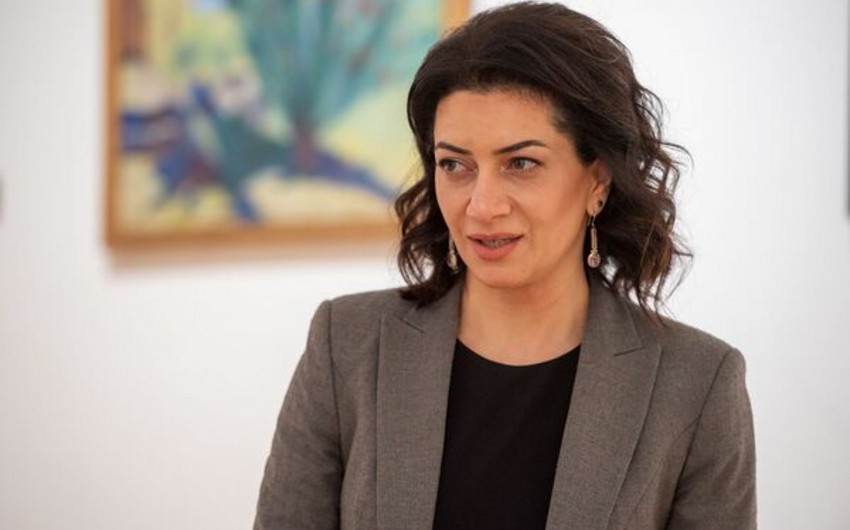 Paşinyanın həyat yoldaşının iştirakı ilə baş verən insidentlə bağlı 30 şahidə bildiriş göndərilib