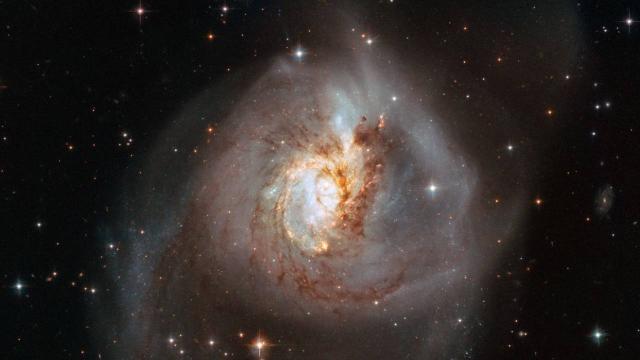 Yeni nəhəng qalaktika kəşf edilib