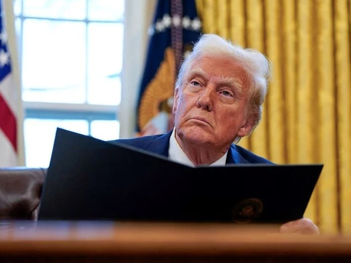 ABŞ-dan Kanada, Meksika və Çinə əlavə gömrük rüsumları: Tramp fərmanı imzaladı 