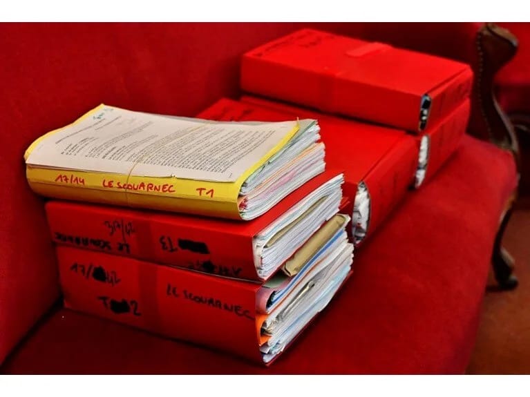 Fransanın ən böyük uşaq istismarı hadisəsi! Azğın həkim xəstələrinə təcavüz etdi, gündəlik tutdu