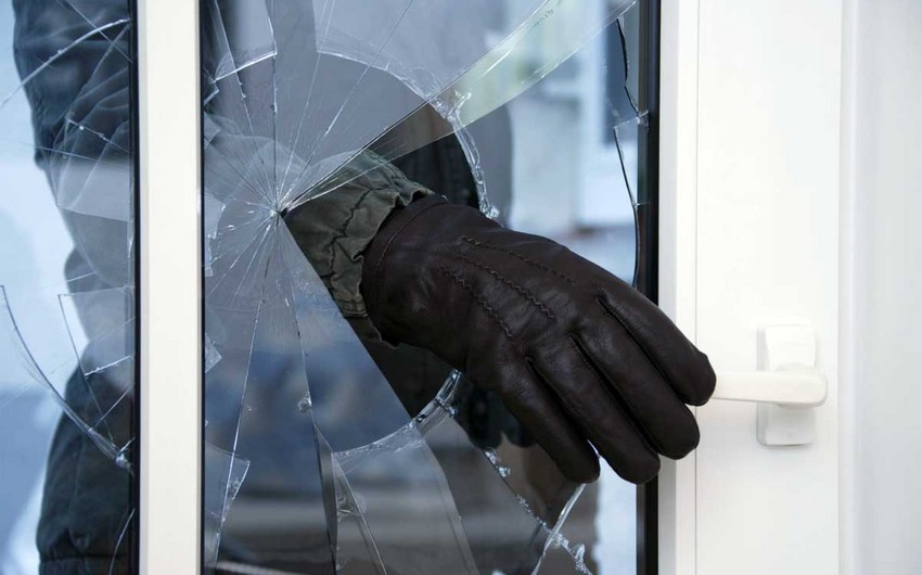 Bakıda 9 avtomobildən və 7 evdən 40 minlik oğurluq edən şəxslər saxlanılıb