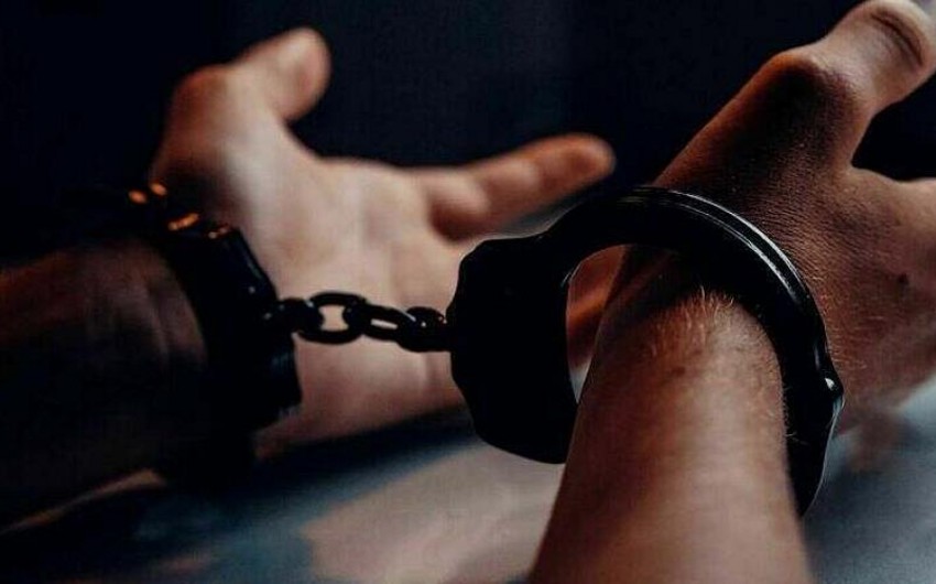 Gürcüstan dələduzluqda şübhəli bilinən şəxsi Qazaxıstana ekstradisiya edib