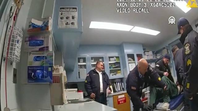 Nyu Yorkda mühafizəçilər tərəfindən döyülən məhbusun ölümü 