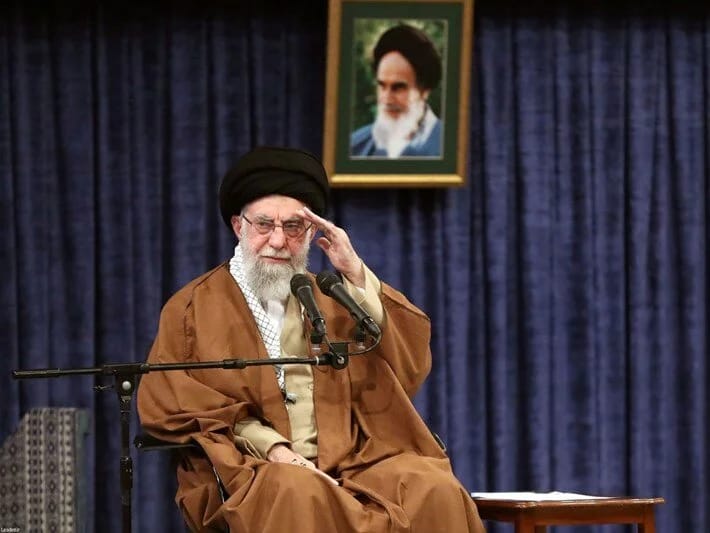 Xamneyi danışıqlar aparmaq istəmir: Biz təhdidlərə təhdidlə cavab veririk 