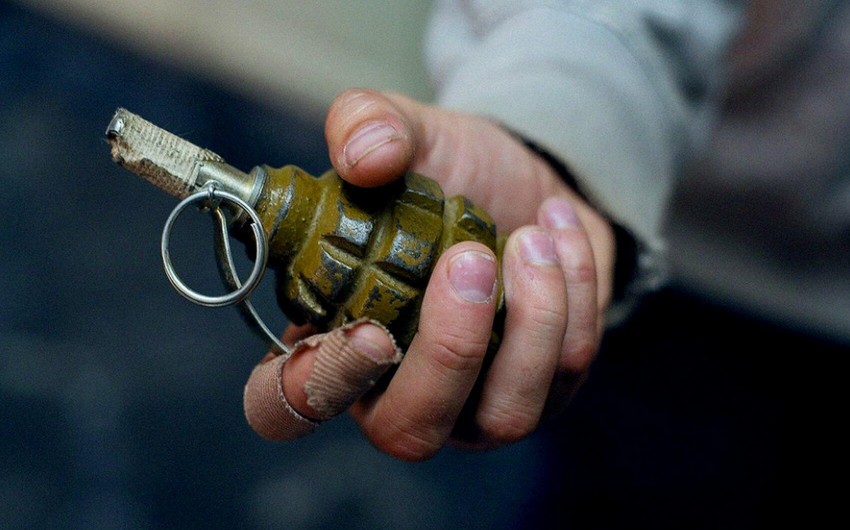 Ermənistanda avtomobildə qumbara partlayıb, xəsarət alan var