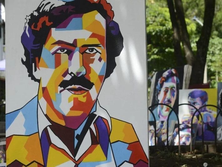 Eskobarın suvenirlərinin satışı qadağan olunur