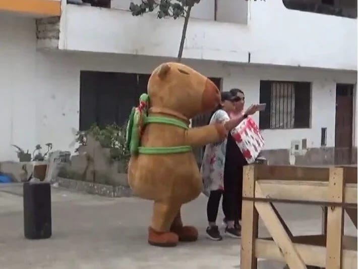 Peruda kostyumlu basqın: Narkotik satıcısı belə tutuldu