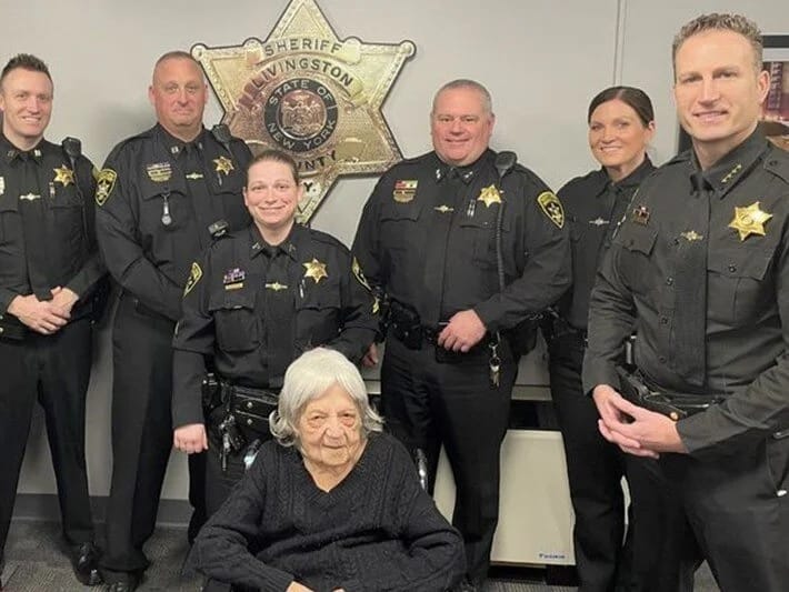 104 yaşlı qadının qeyri-adi ad günü istəyi: Həbsxana ziyarəti