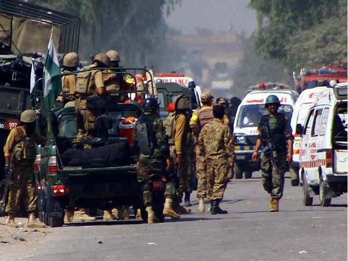 Pakistanda avtobusdan məcburi endirilən 7 nəfər güllələnərək öldürülüb