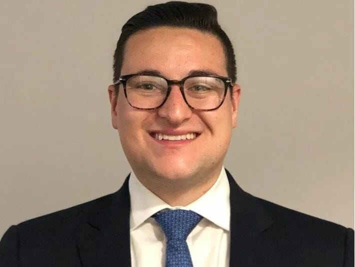 Həftədə 100 saat işə gedirdi: Həddindən artıq iş ölümlə nəticələndi 