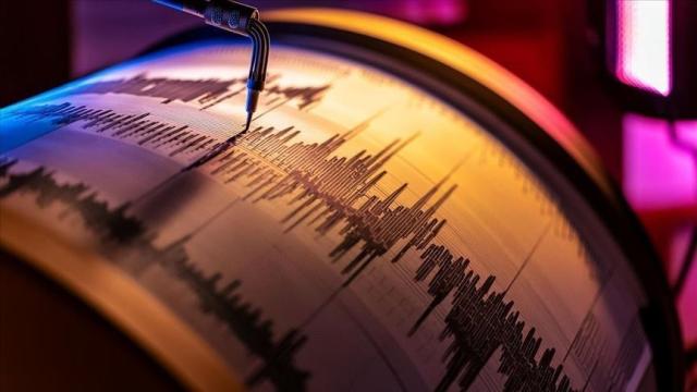 Yunan adalarında daha böyük zəlzələ riski qalmaqdadır