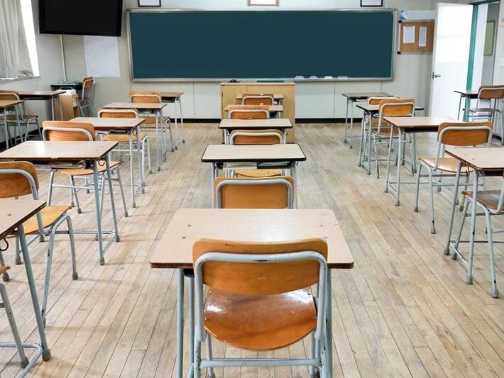 Cənubi Koreyada əhali həyəcanı: 49 məktəb bağlanmağa hazırlaşır