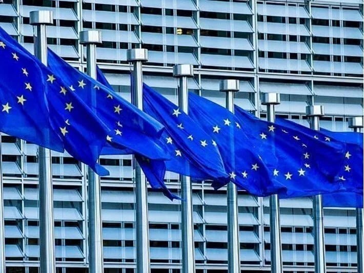 Avropa İttifaqı Suriyaya qarşı sanksiyaları dayandırıb