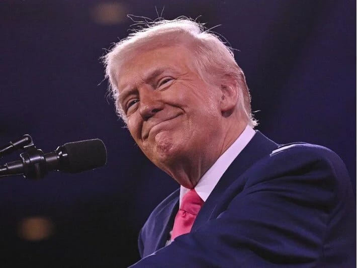 Tramp Yunanıstanda Amerika bazasını bağlayacaq