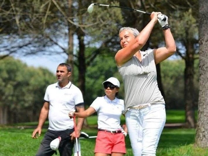 Türkiyəli iş adamı Beyhan Benardete Bodrumdakı evində ölü tapılıb