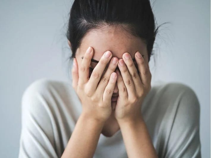 Xoşbəxt olmağa çalışmaq insanı daha da bədbəxt edir